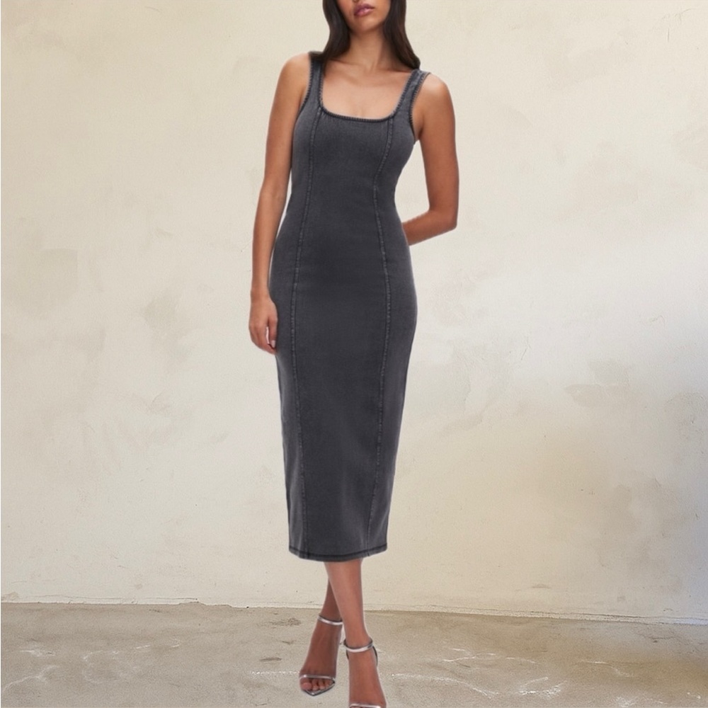 GOOD AMERICAN SOFT SCULPT MIDI DRESS | BLACK